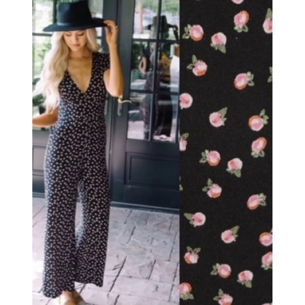 Free People Mia Jumpsuit Sz‎ 2 Floral Cherry Print Black Flowy Crepe Babydoll